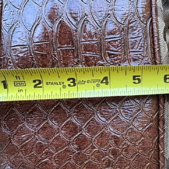 Ladies LR LineaR Brown Purse With Inner Compartment & Magnet Closure Preowned - Picture 5 of 9